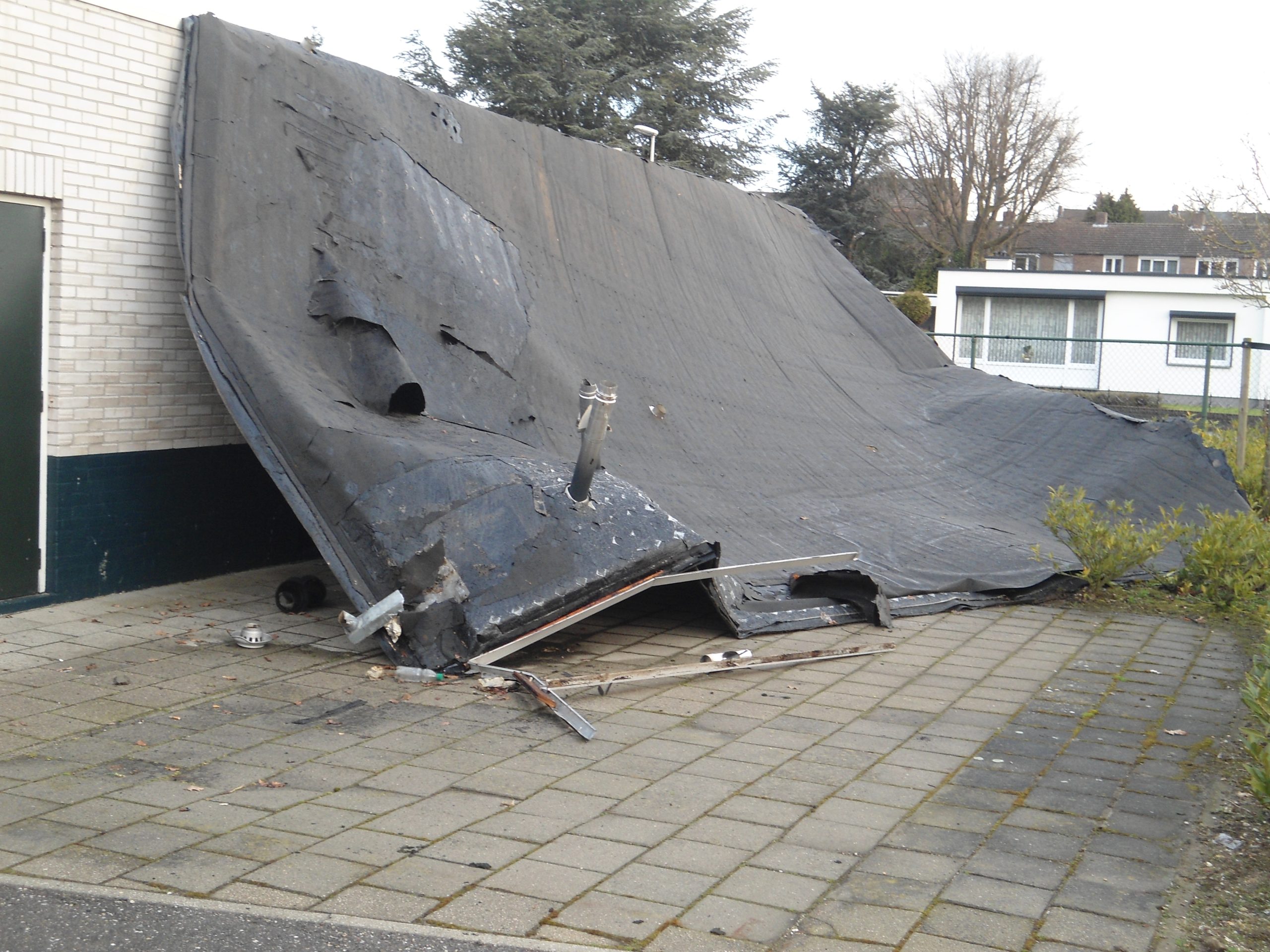 Stormschade Herstel Dak Direct Nederland