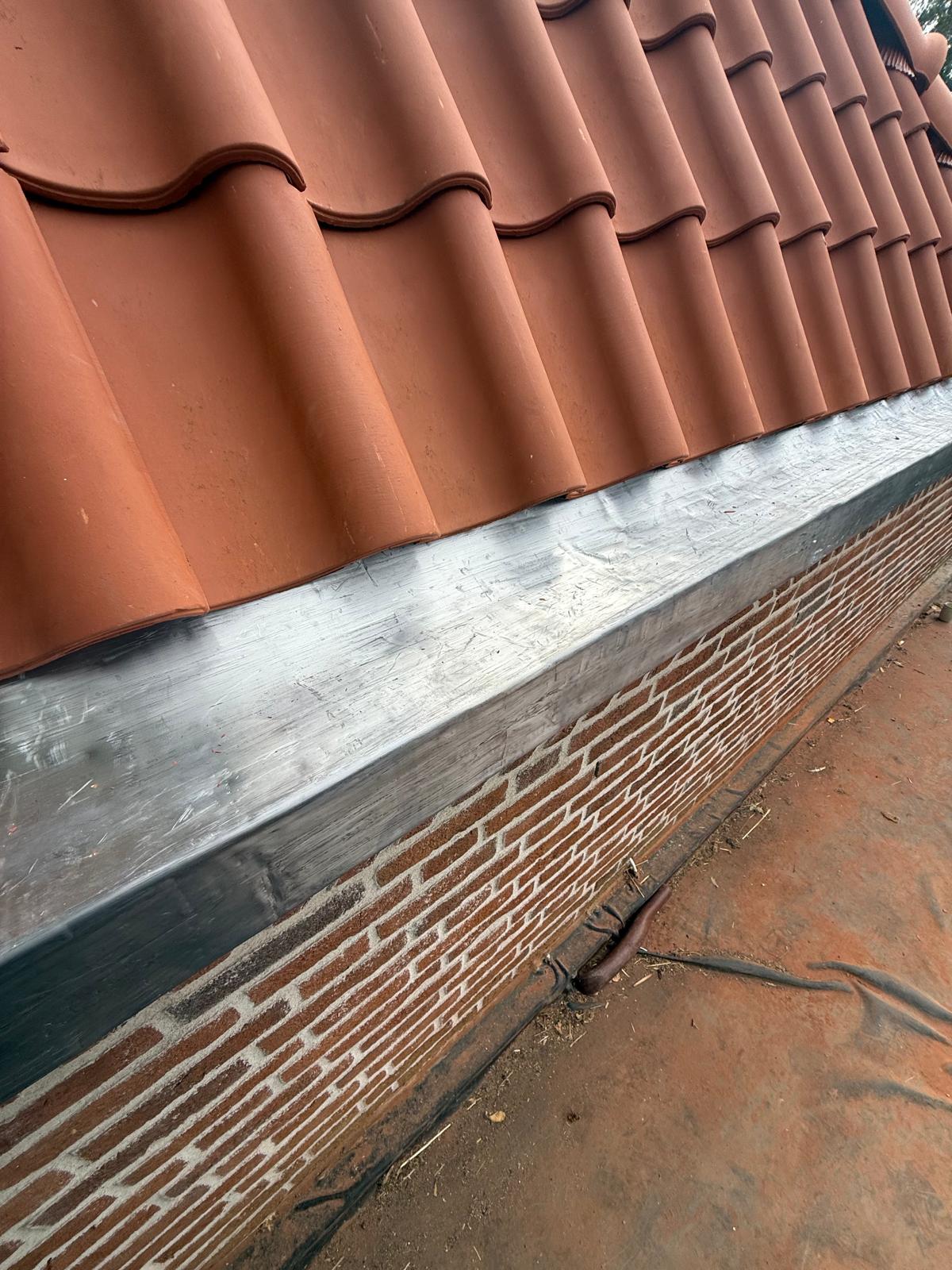 Vernieuwd loodwerk na pannendakrenovatie